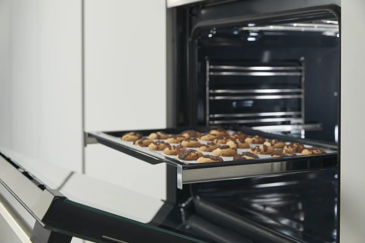 OVEN BO3CO4C02-1-BSA65226AB HSN 1